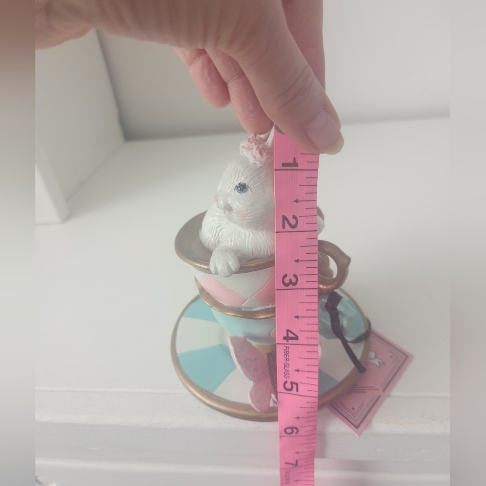 TopHat & Tails White Bunny Sitting In A Teacup Figurine with Pink Floral Crown - Picture 10 of 14